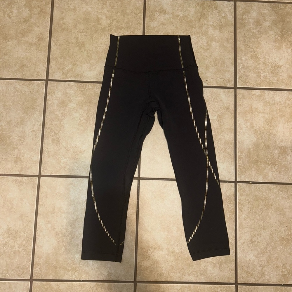 SPECIAL EDITION Lululemon Align High-Rise Crop 21" *gold size 4